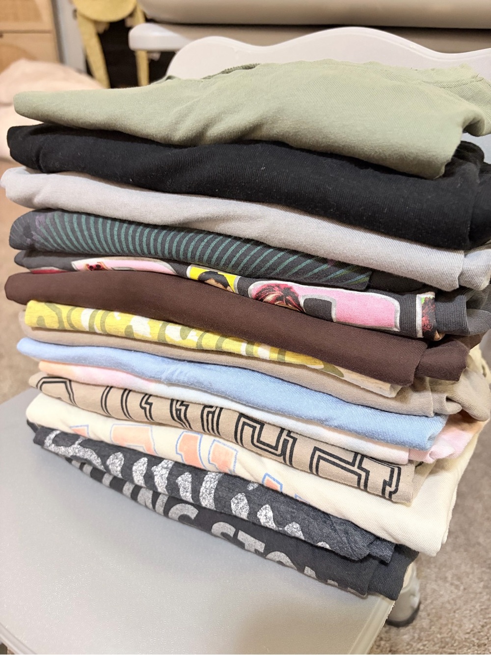 14 Graphic/ Plain T-shirts